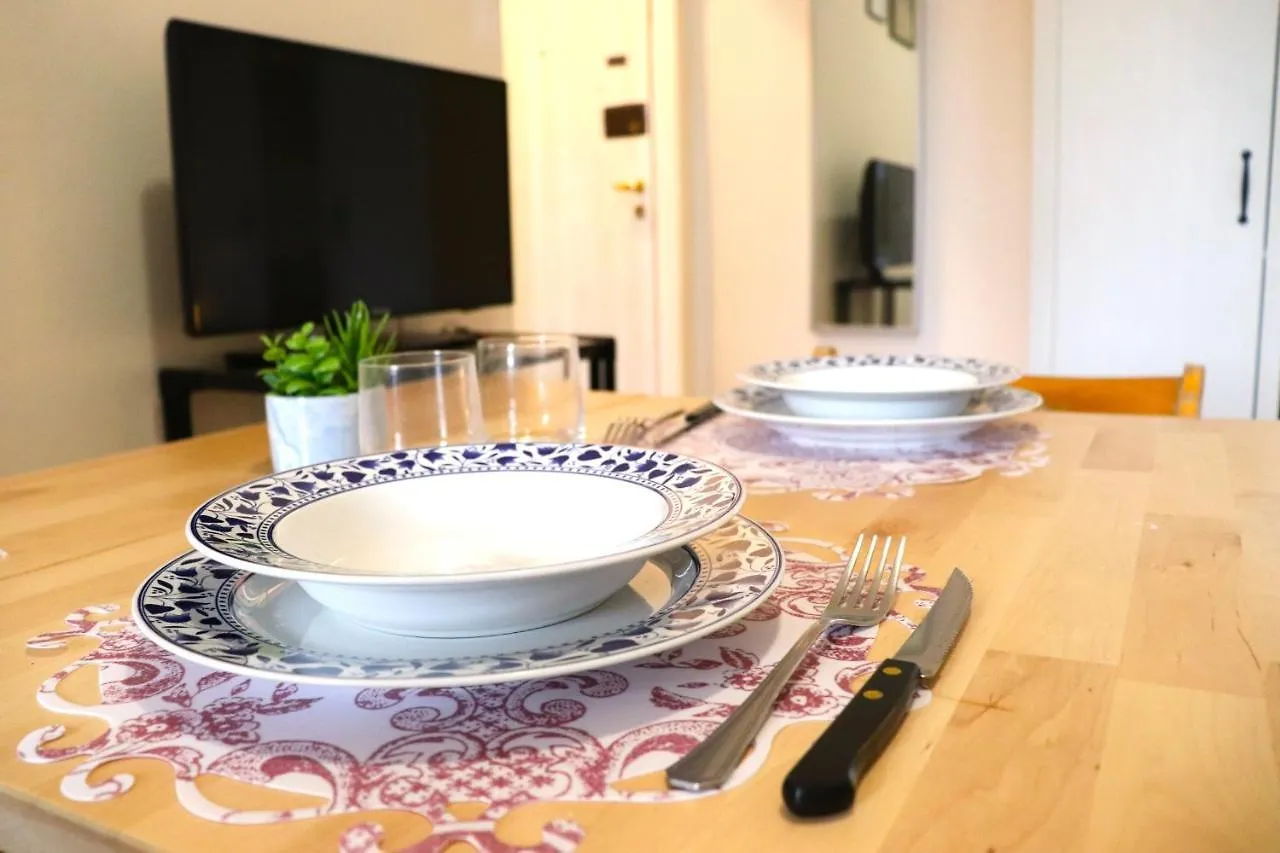 * La Casa Di Arti * 25 Min Dal Duomo Apartment Milan